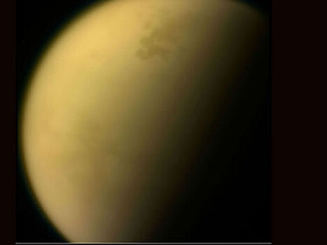 В стратосфере Титана найдено ядовитое облако