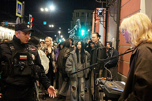 «Певицу иноагентов» Наоко в третий раз отправили под арест