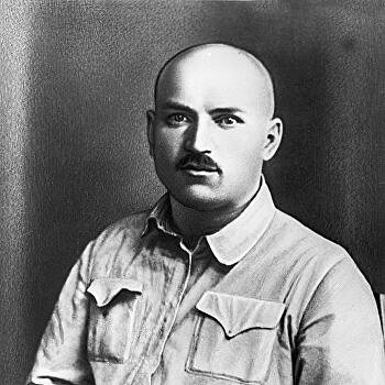 Краткий курс истории ДКР. К годовщине со дня рождения товарища Артёма