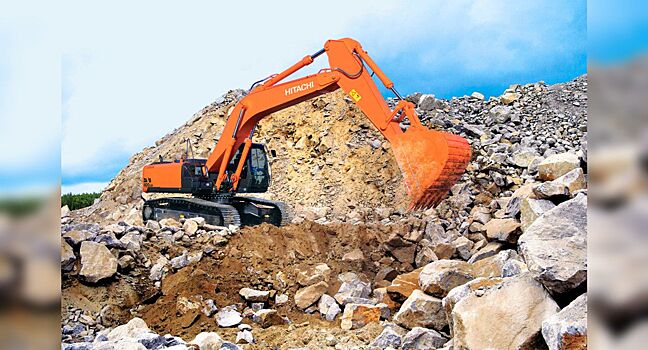 На заводе Hitachi запустили производство новой модели экскаватора ZX380LC-5G