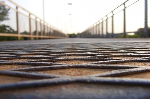 Кутепов: расходы на строительство и ремонт мостов необходимо увеличить