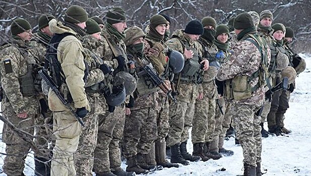 Украинские силовики минируют территорию у границы с Россией, заявили в ЛНР