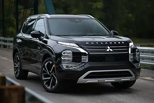 В России начались продажи нового Mitsubishi Outlander