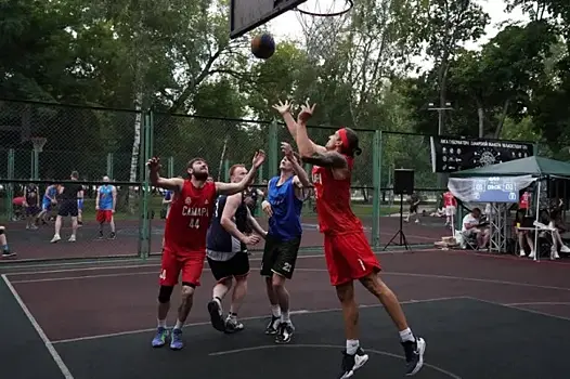 Баскетболисты "Самары" победили на турнире 3х3 в Смоленске