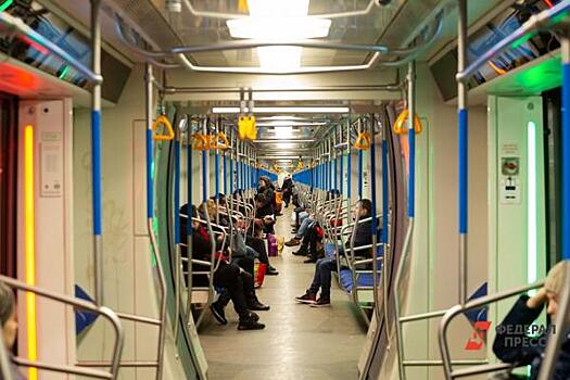 В петербургском метро будут штрафовать за зловоние