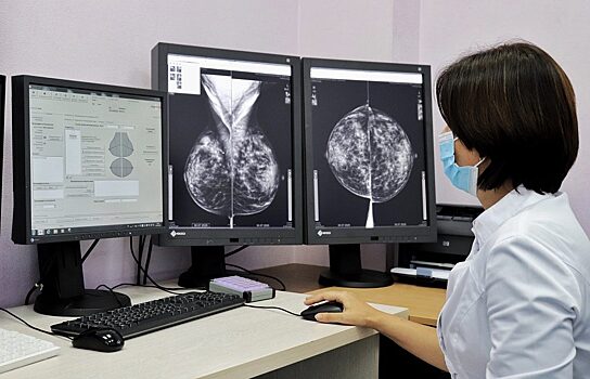 Тюменские врачи выявляют рак груди при помощи контрастной маммографии