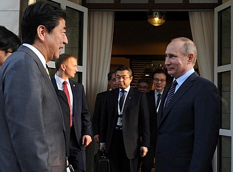 Кремль настроился на "непростые переговоры" с Японией