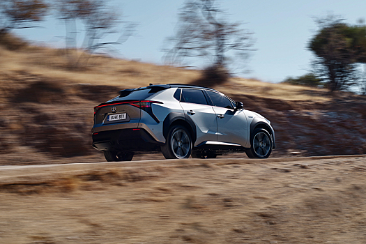 Toyota может отложить запуск новых электрокаров