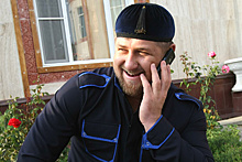 Кадыров собрал и отчитал высмеивавших в WhatsApp «свадьбу тысячелетия» чеченцев