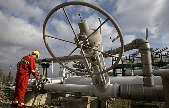 "Укрнафта" пригрозила прекратить добычу нефти и газа на Украине