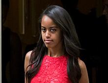 Дочь Барака Обамы в смелом мини-платье сходила на свидание с возлюбленным