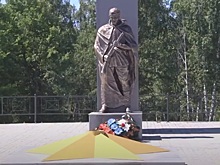 Новый военный мемориал открыли в Сузуне