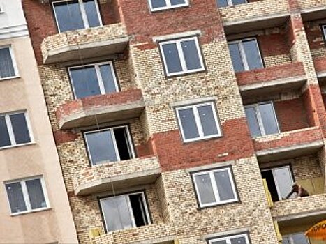 Можно ли устанавливать скамейки под окнами жилого дома?