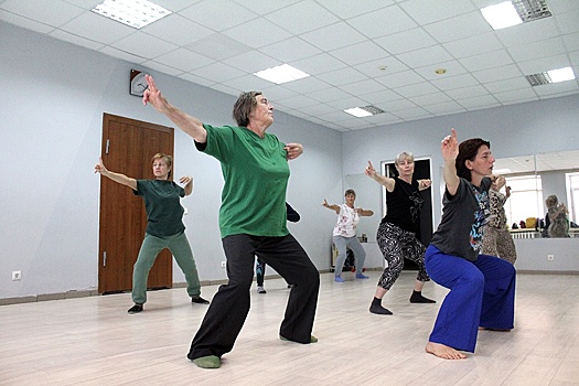 В Тюмени открылся новый сезон любимого проекта "Бабушкин воркаут. Продленка"