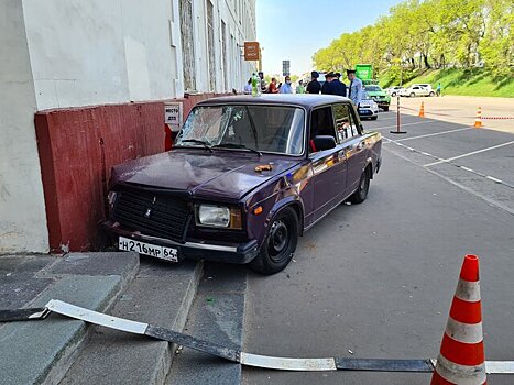 Названа возможная причина ДТП на Волгоградском проспекте