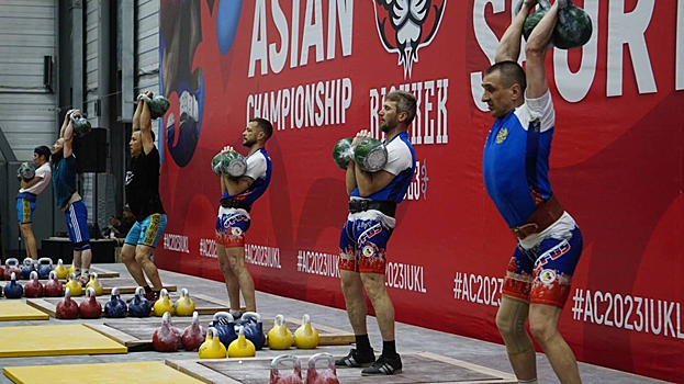 Спортсмен из Тазовского стал чемпионом по гиревому спорту