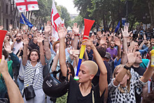 Грузию захлестнула новая волна протестов