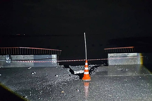 Сбитый украинский дрон повредил мост на въезде в Крым