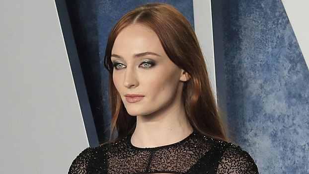 Софи Тёрнер в роли Лары Крофт и отмена виз в Китай — хорошие новости недели