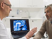 Уролог назвал истинных виновников проблем у мужчин 55+