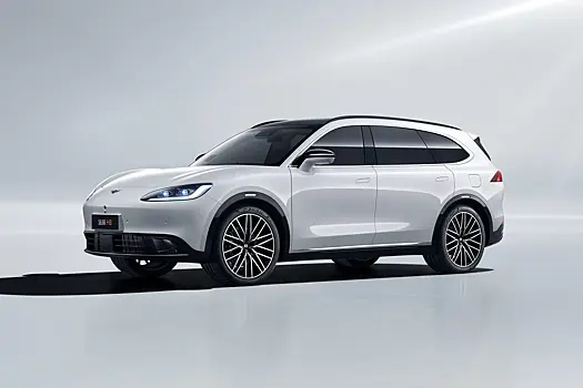 Представлен большой трехрядный кроссовер Yuanhang H8 с запасом хода до 950 км