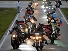 Ночные волки» везут в Берлин флаги ДНР и ЛНР