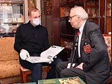 Ветерана войны, героя-ликвидатора из Лианозова поздравил с 90-летием префект
