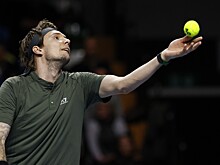 Бублик показал средний палец австралийскому теннисисту