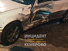 ДТП произошло на кемеровском перекрестке