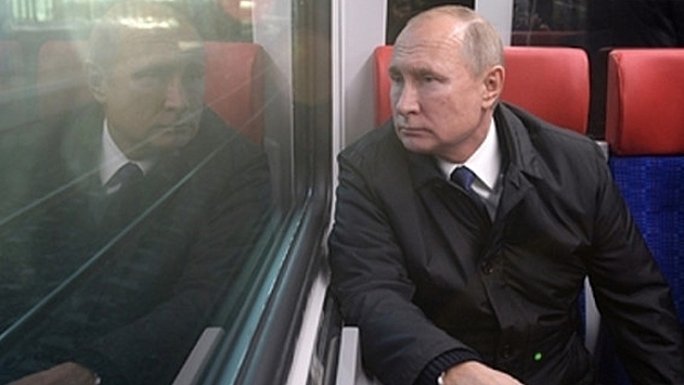 Политолог Дмитрий Орешкин: «Путин устал и понемногу теряет связь с реальностью»