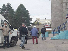 Бердские наблюдатели возмутились подвозом избирателей к УИК №1346