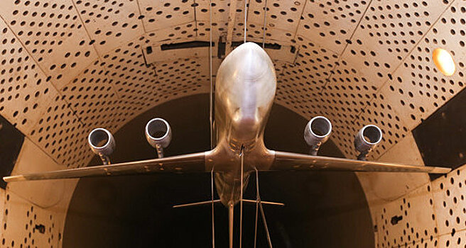 Модель самолета «Слон» прошла первые продувочные испытания