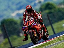 Франческо Баньяя выиграл спринт MotoGP в Италии, Мартин упал