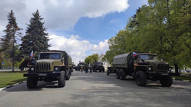 Ульяновцы рассказали о колонне военной техники, передвигающейся по городу