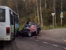 В ДТП в Тверской области пострадали 16 человек
