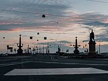 Напугавшие жителей Санкт-Петербурга звуки оказались пушечными залпами