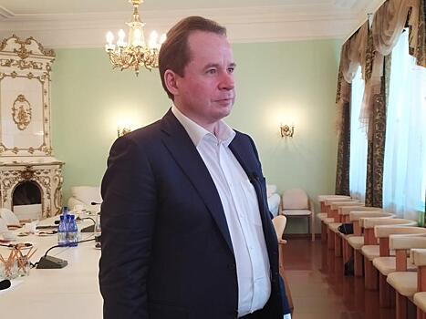 Границу с Китаем могут пересечь только автомобили с медицинскими товарами или овощами - Чуркин