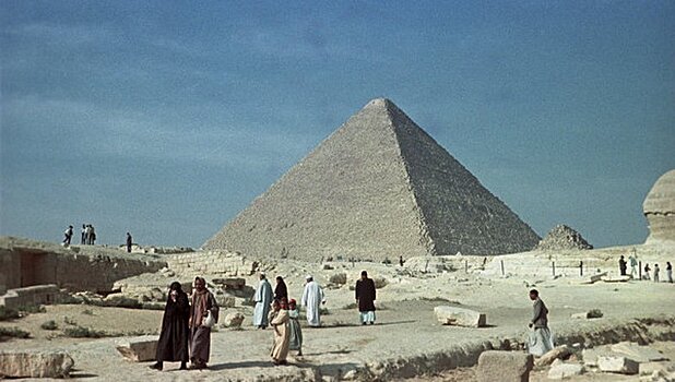 Египетские пирамиды  просканируют космическими лучами