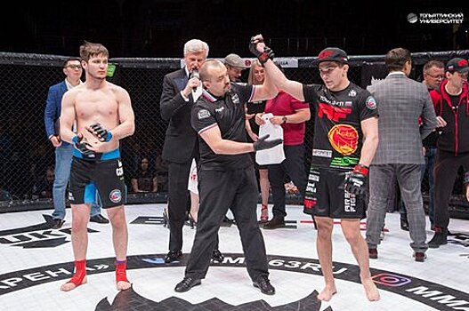 Студент из Тольятти выиграл пояс временного чемпиона на «Битве на Волге»