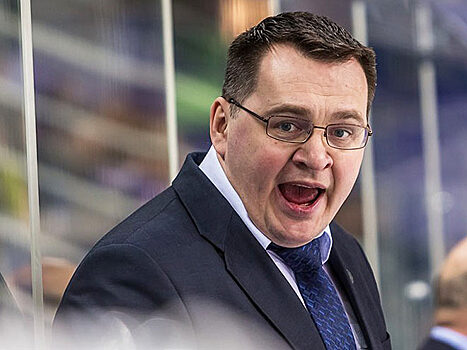 Андрей Назаров отказался от американского паспорта