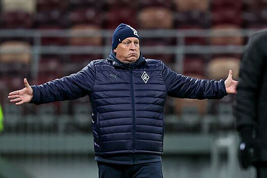 Главный тренер «Крыльев» — о трансфере на замену Пиняеву: вдесятером на поле не выйдем