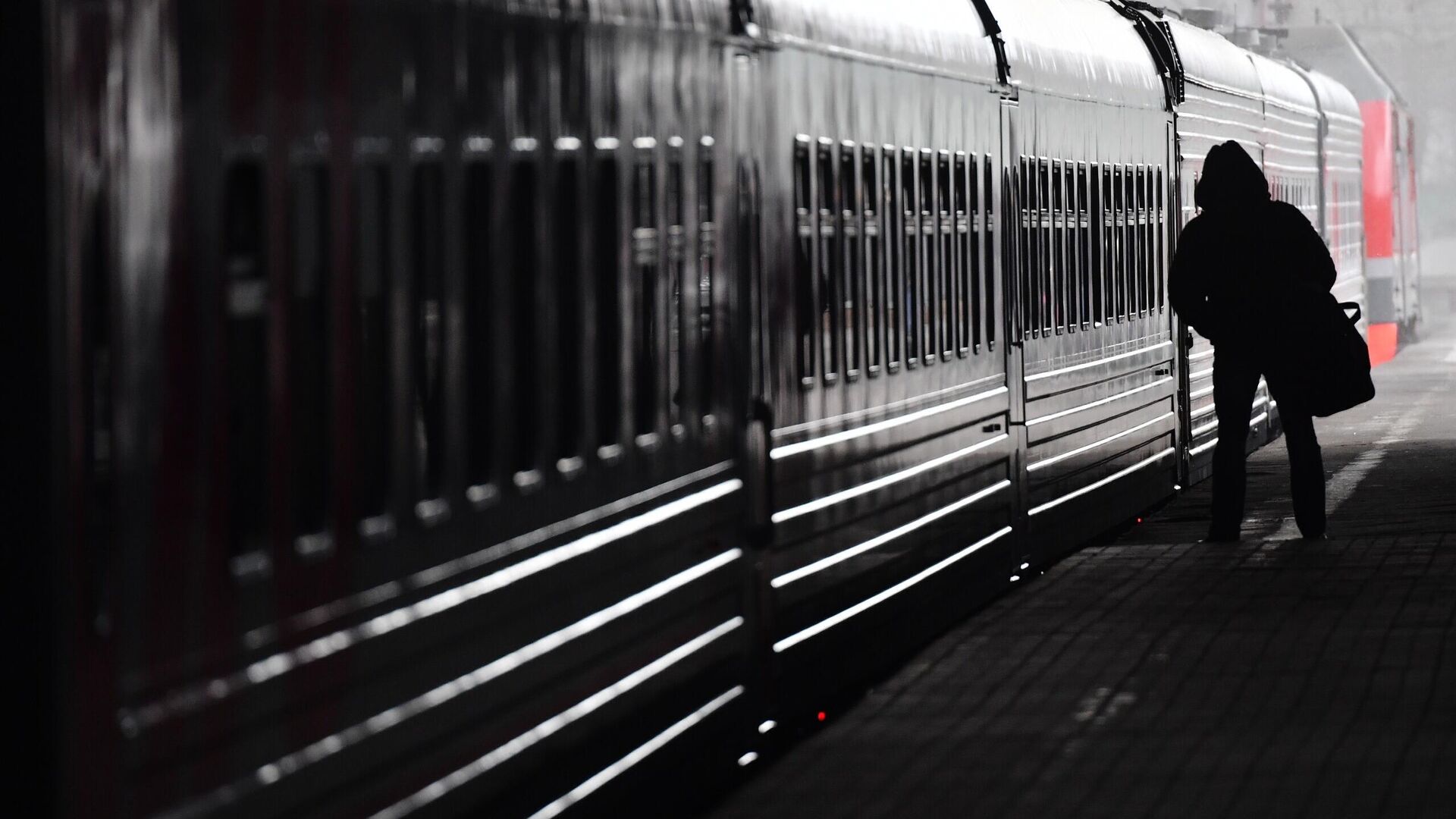 112: в Орехово-Зуево загорелся вагон электрички, 30 человек эвакуированы