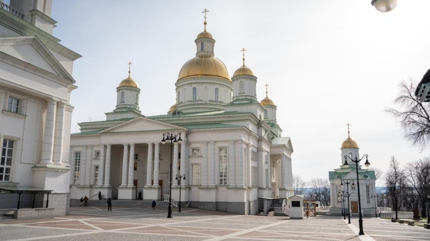 В Пензе готовятся к последнему этапу росписи Спасского собора