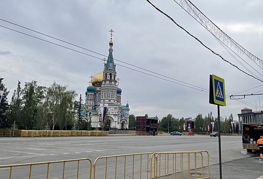 В День города из-за перекрытия центра Омска автобусы и троллейбусы изменят маршруты: публикуем схемы ...