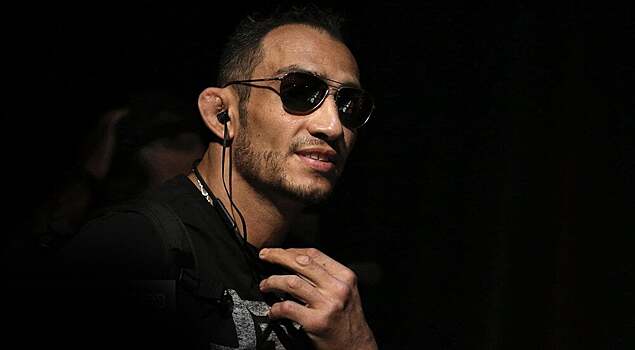 Тони Фергюсон потренировался на пляже перед боем с Хабибом