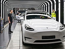 Tesla отзывает почти 400 тысяч автомобилей