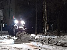 Уборка парковок от снега на улицах Вологды ведется в ежедневном режиме