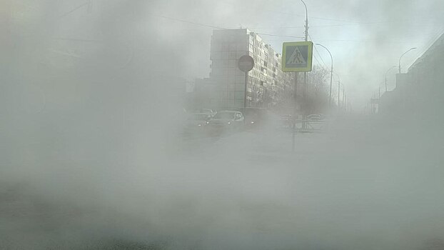 Дефект на теплосетях устраняют на ул. Ленинградской в Вологде