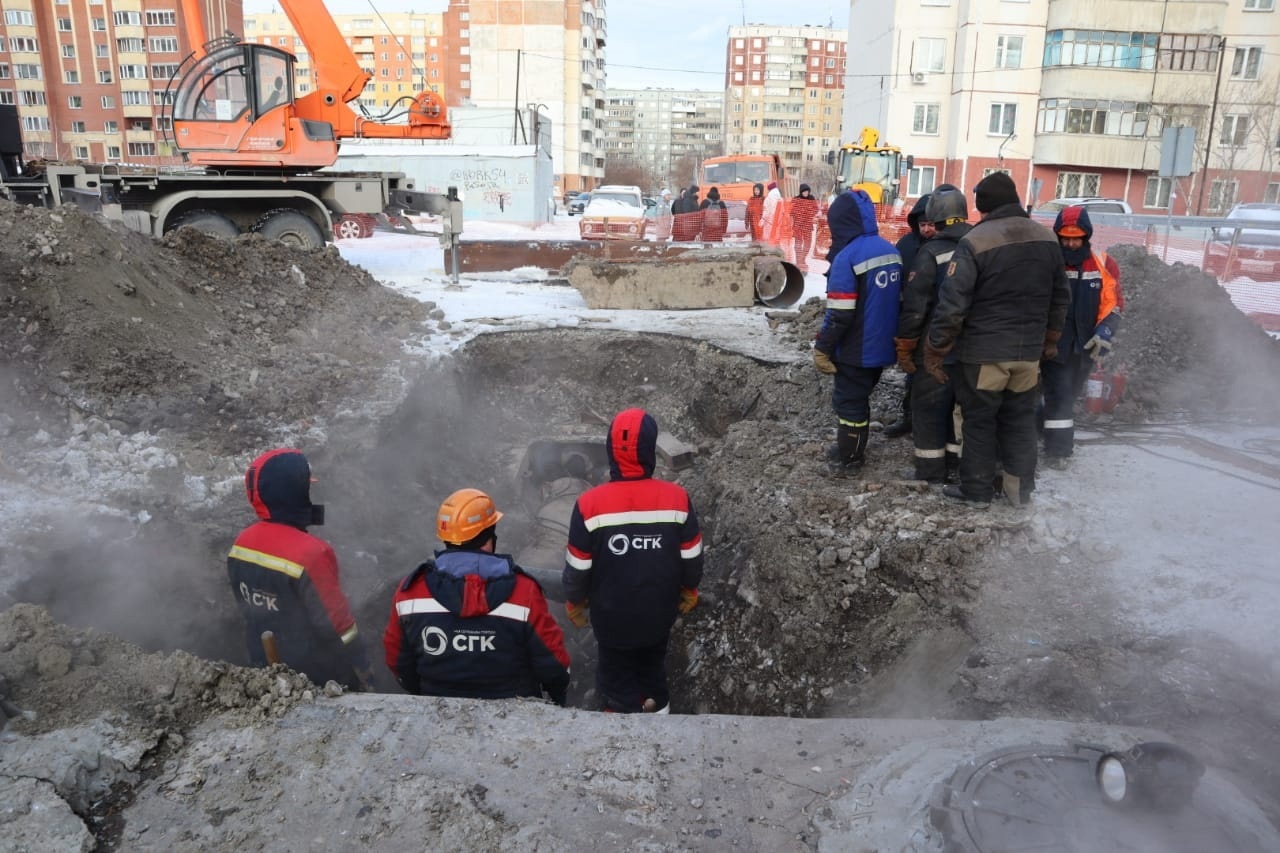 Новосибирец требует пол миллиона рублей за ожоги, полученные во время прорыва трубы