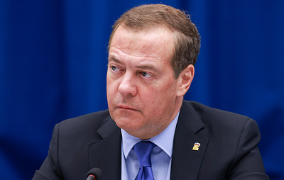 Медведев: Россия отражает атаки тех, кто хочет подменить историю «злобной ложью»
